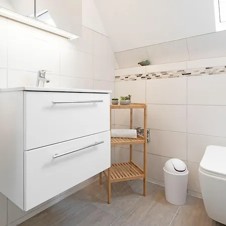 Apartment Sandberger Weg 62 Oberdeck